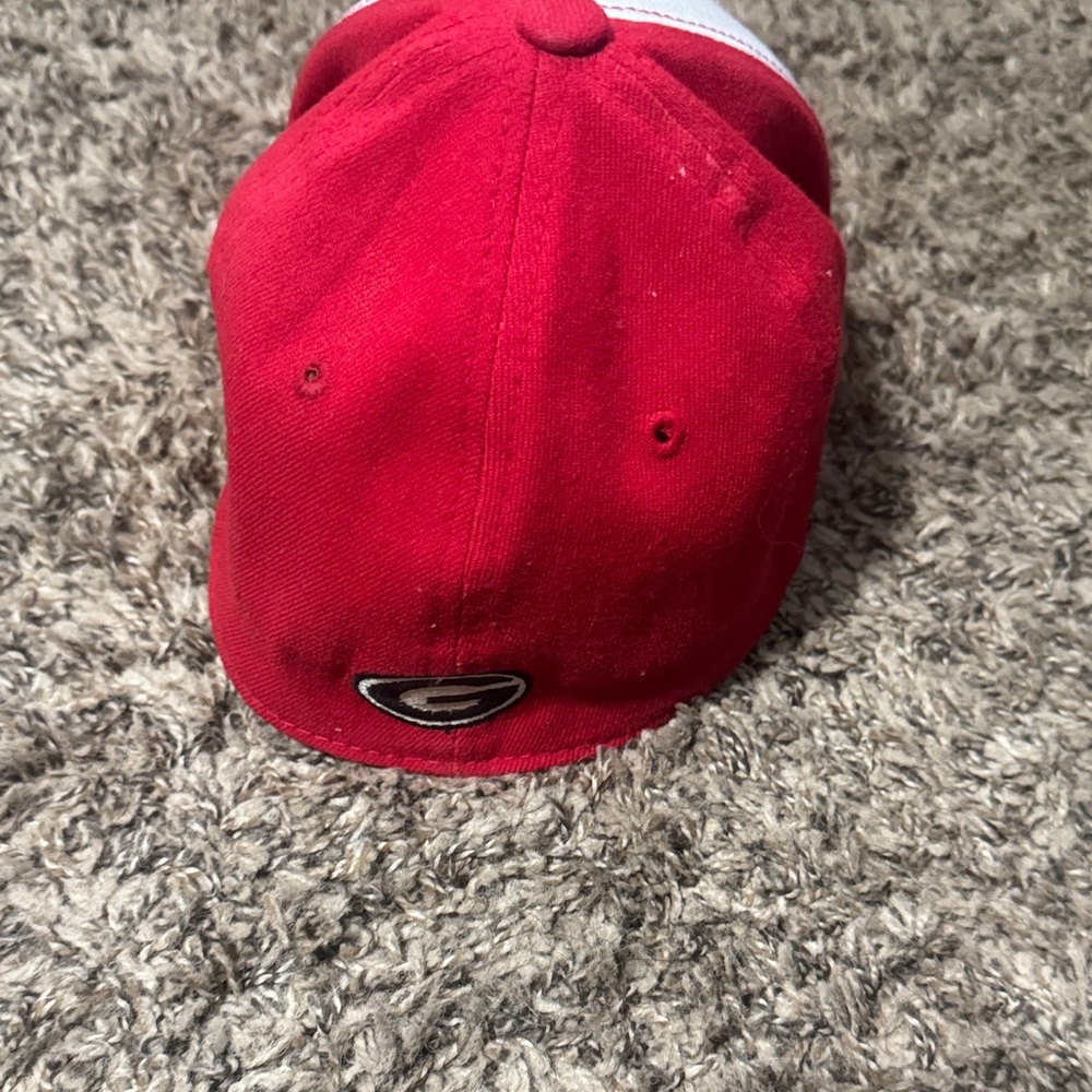 Red and White Georgia Bulldog Cap - Picture 3 of 5